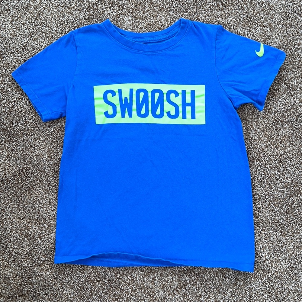 Nike T-shirt